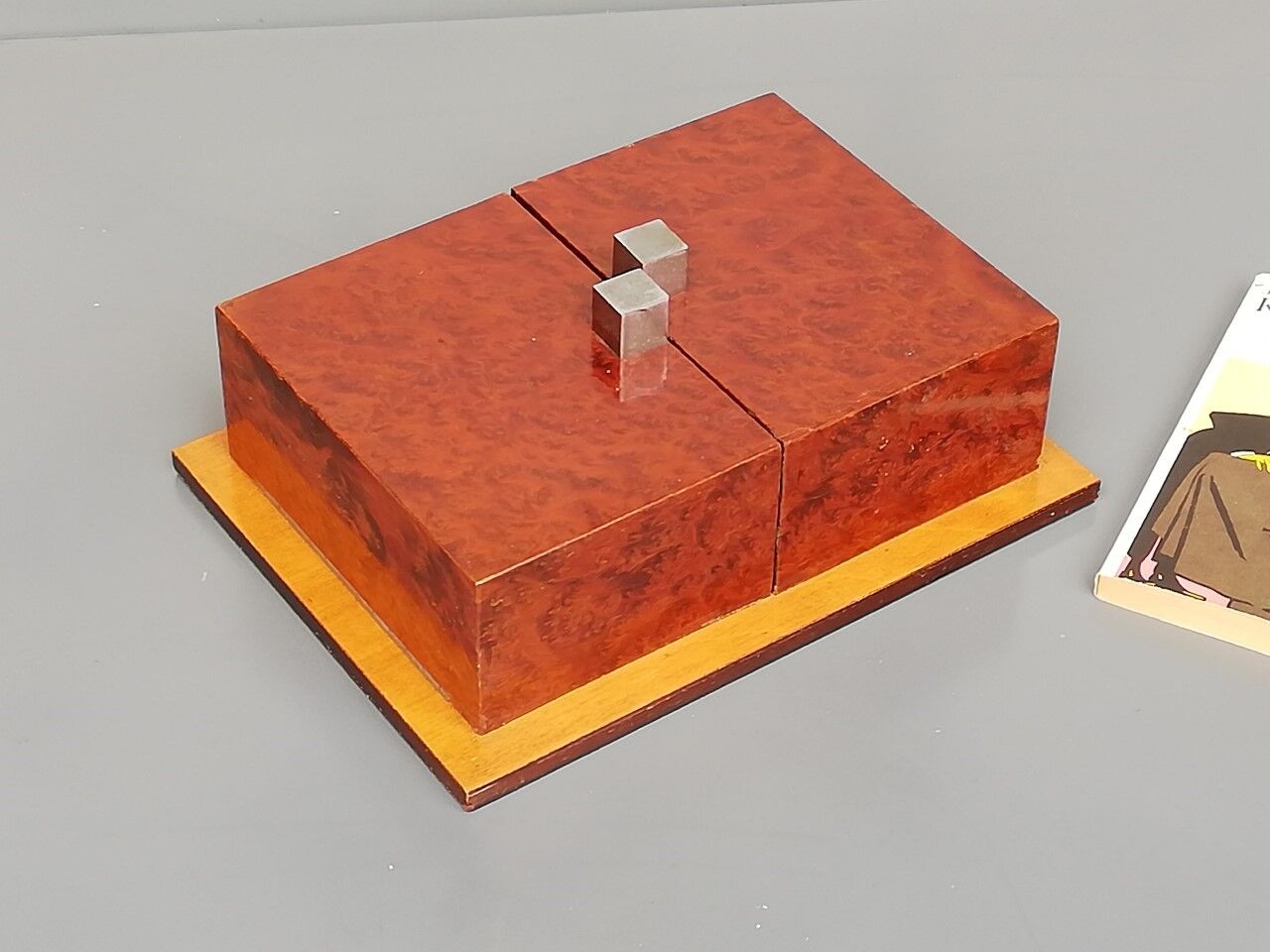 Precious wooden art deco box
