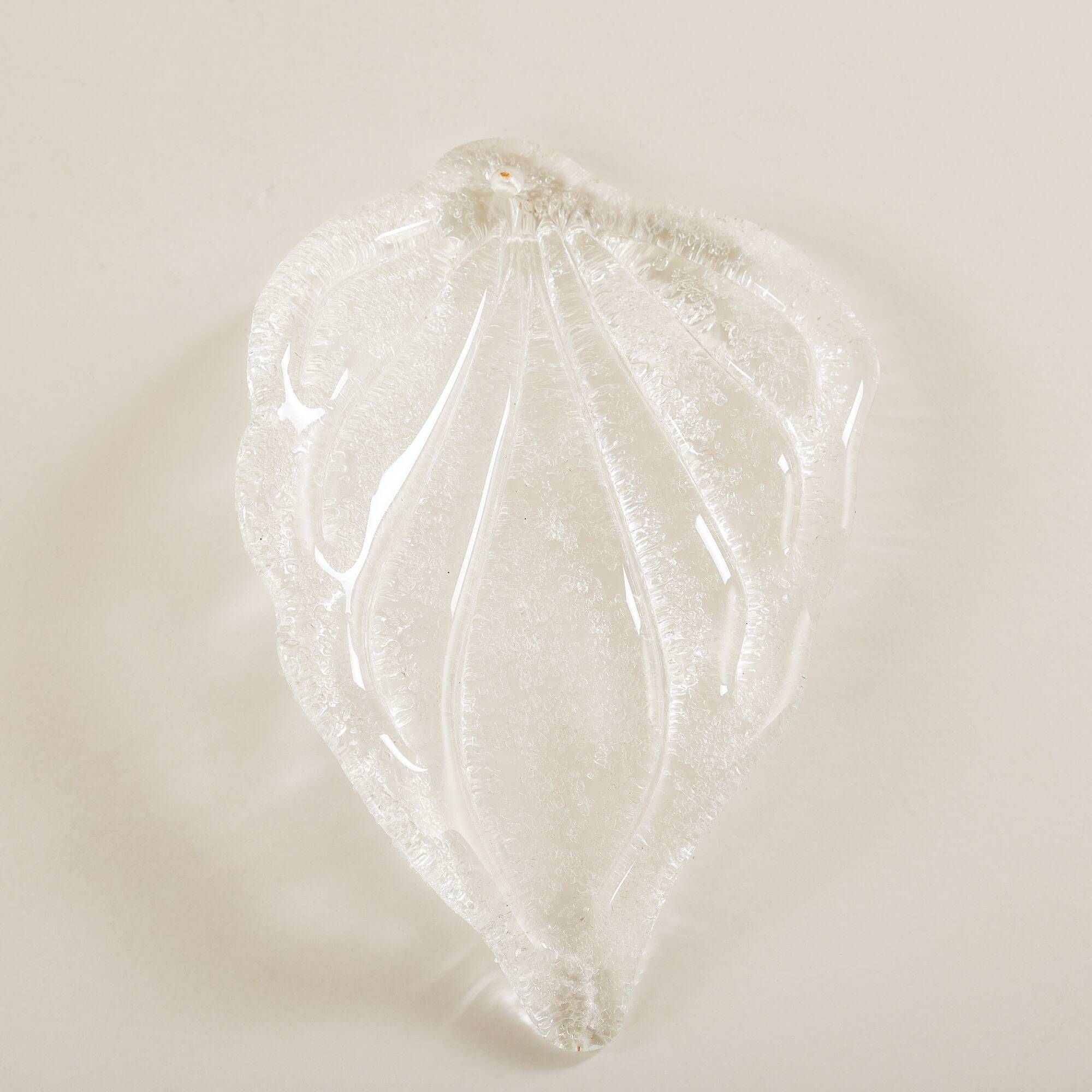Novaresi Murano glass frosted leaves chandelier, Italy 1970s