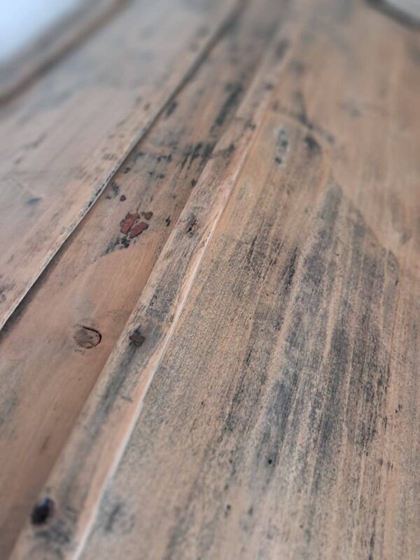 Malle bombée ancienne de voyage en bois