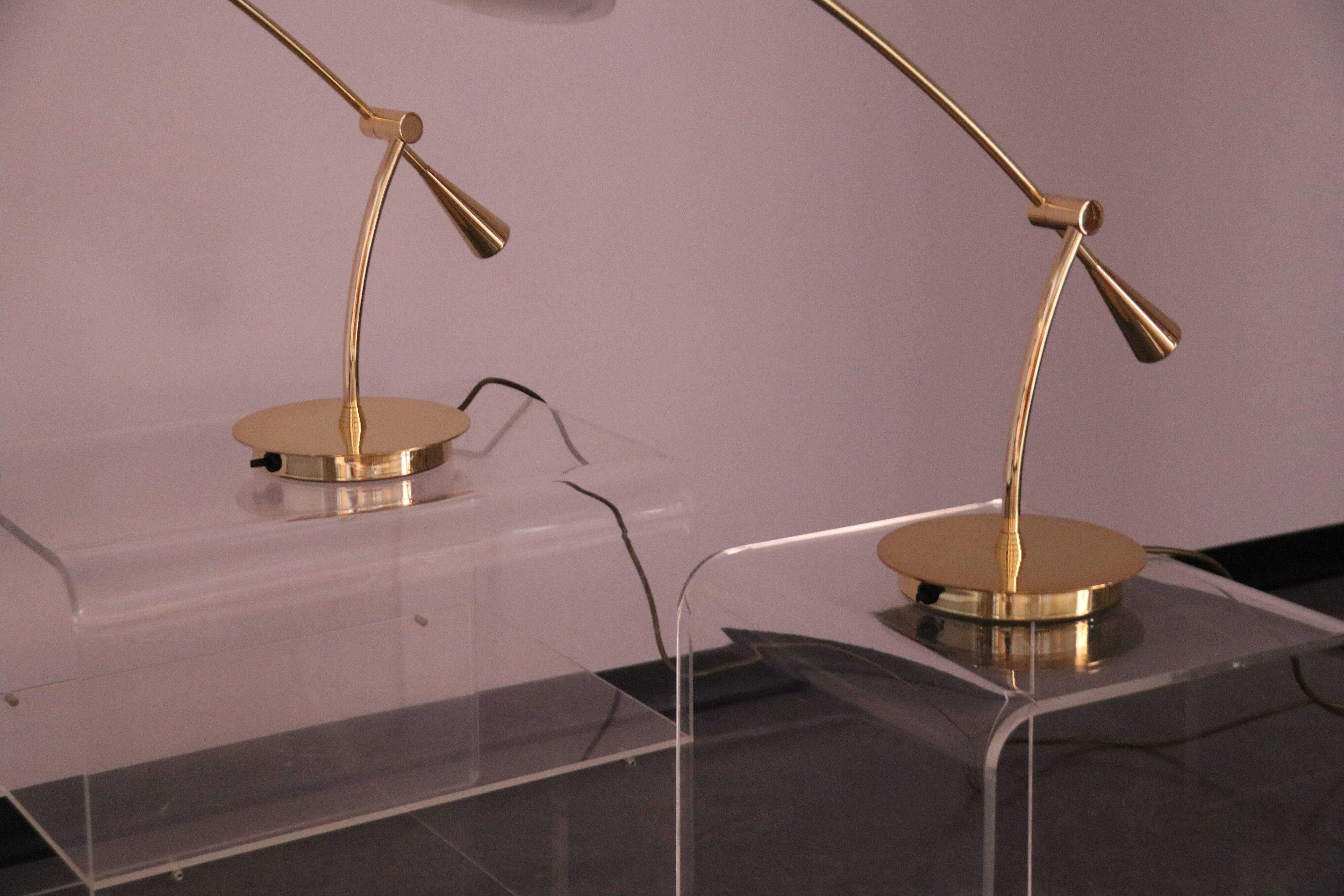 Set of 2 desk or table lamps in brass by Massive Belgium 1980's