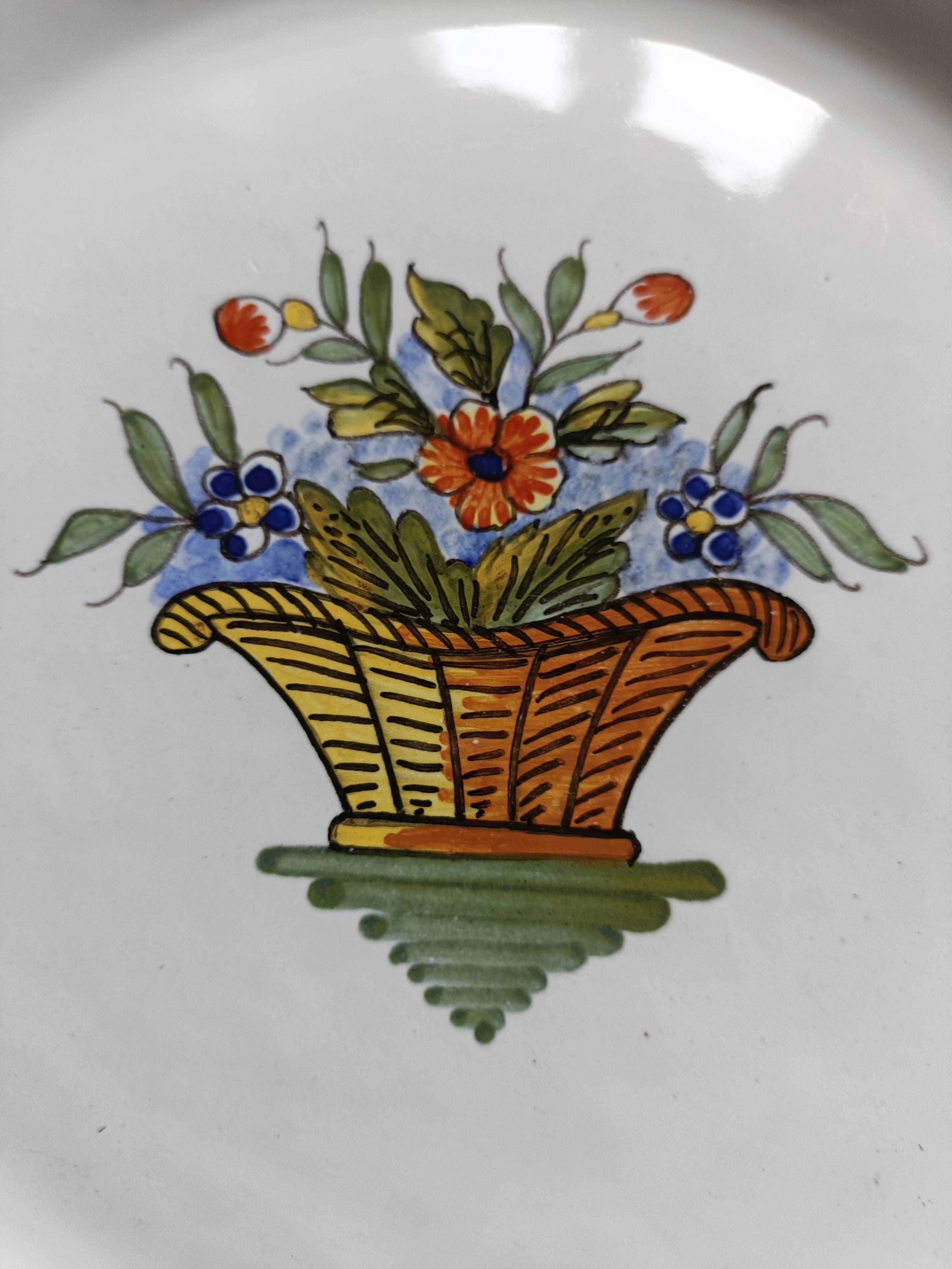 Assiette faïence Desvres signé Géo Martel