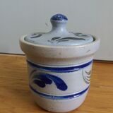 Sandstone pot from Alsace Schmitter in Betschdorf