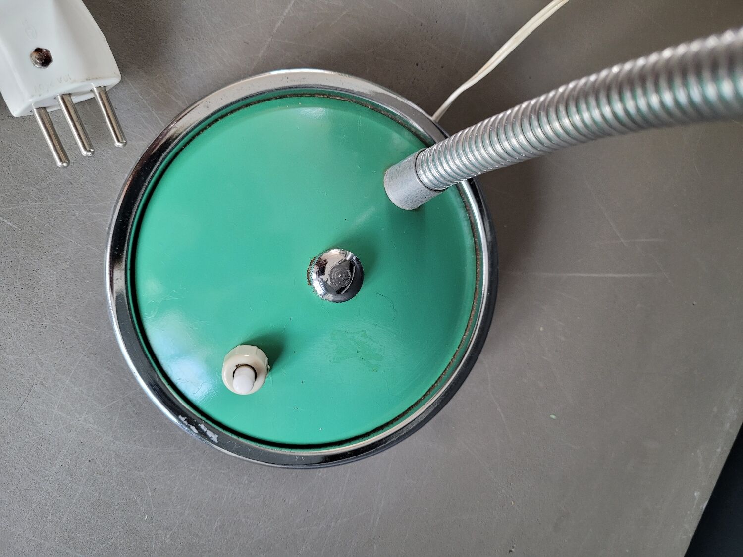 Vintage adjustable desk lamp