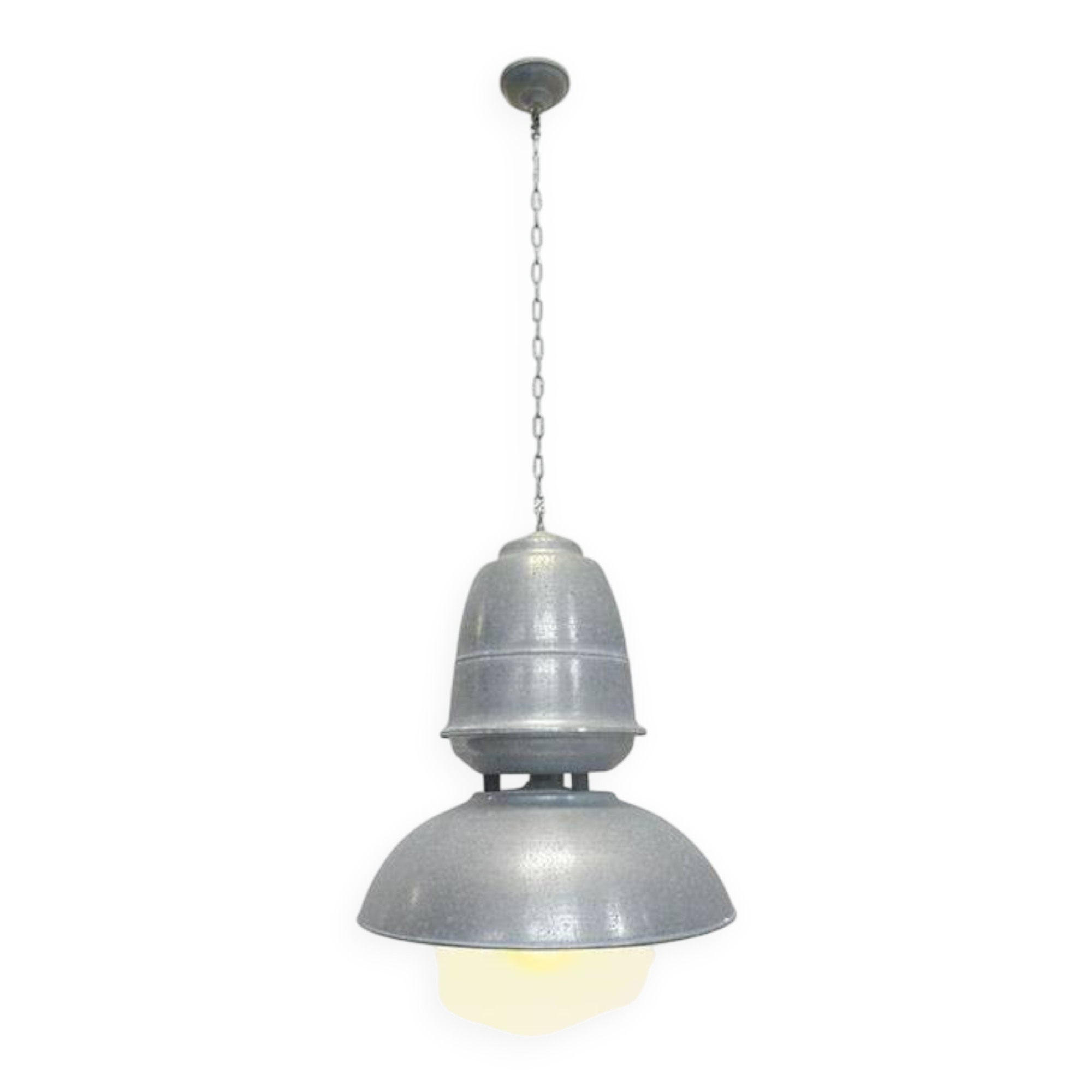 Lampe à suspension industrielle en zinc