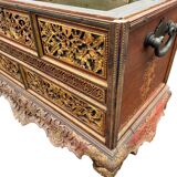Large antique chest / bed end in solid exotic mahogany wood. 19th century