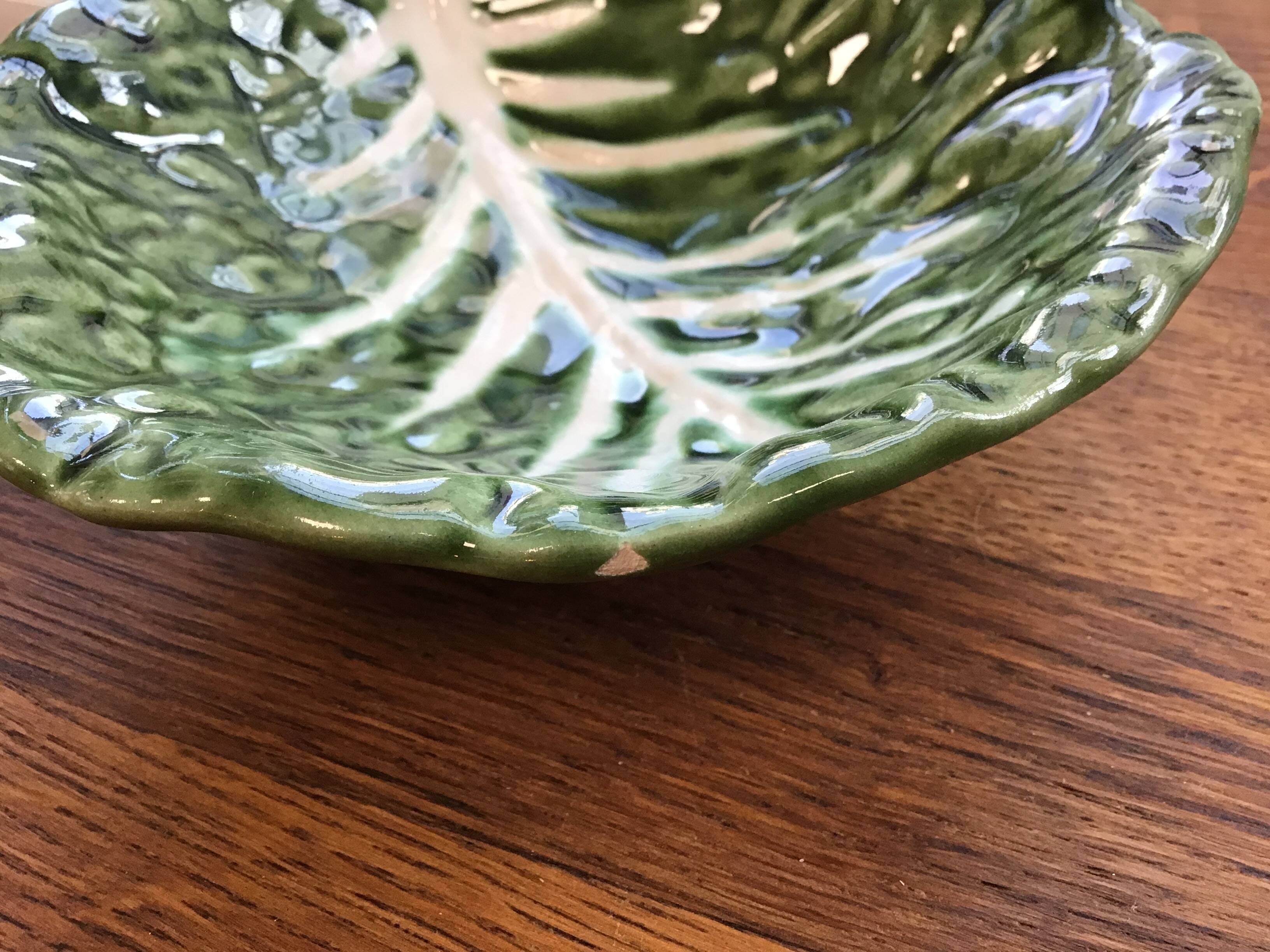 Cabbage leaf bowl