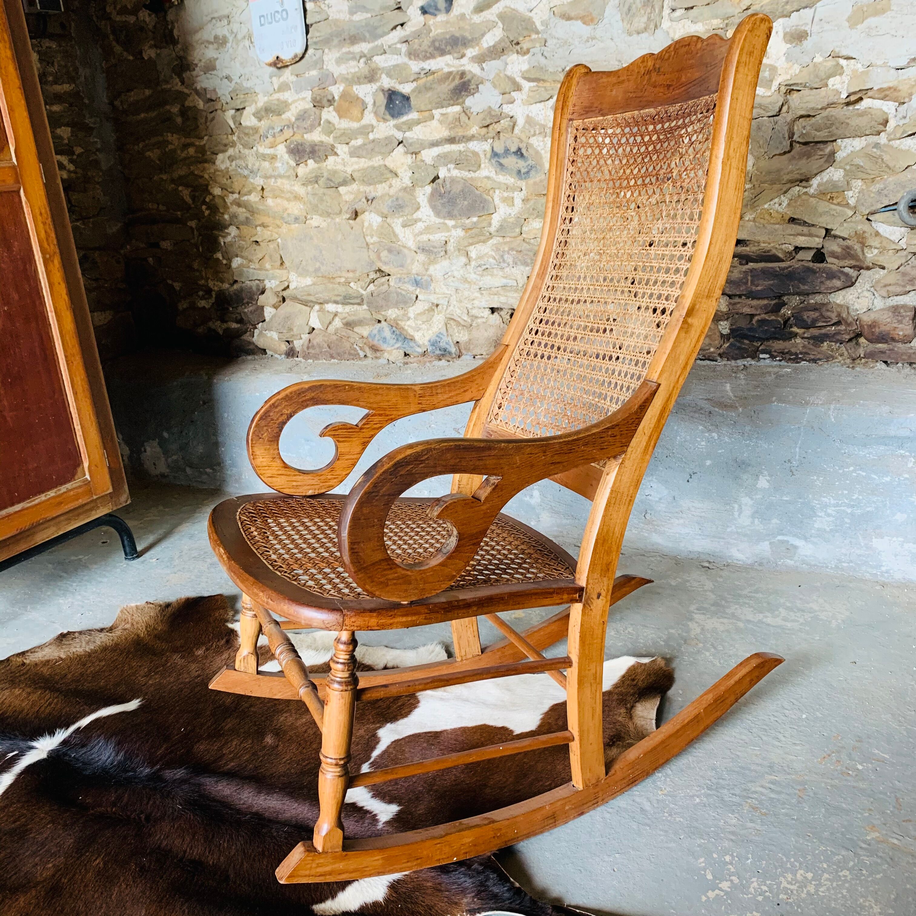 rocking-chair - wood and canning