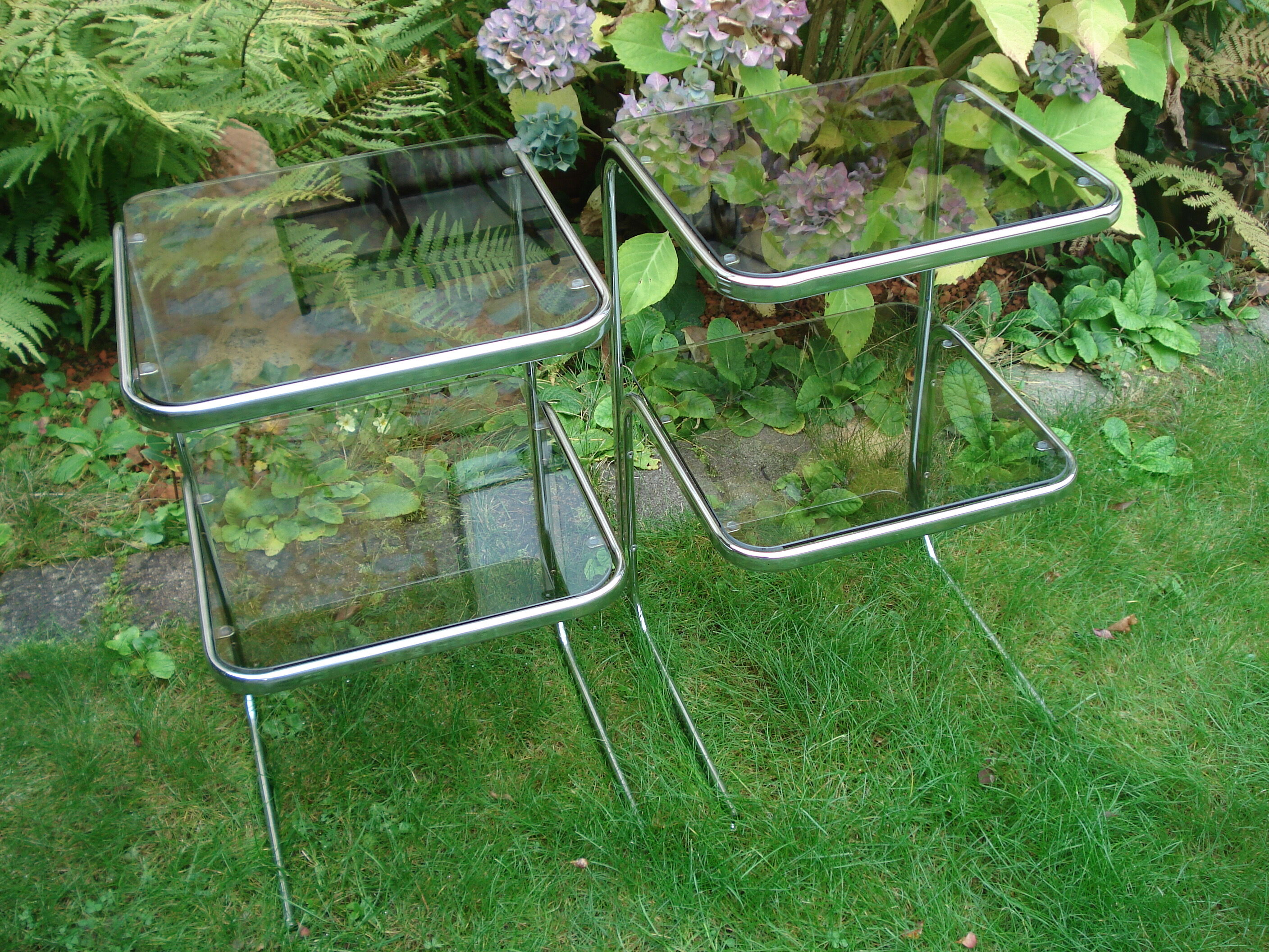 Pair of 2 vintage side tables 1970