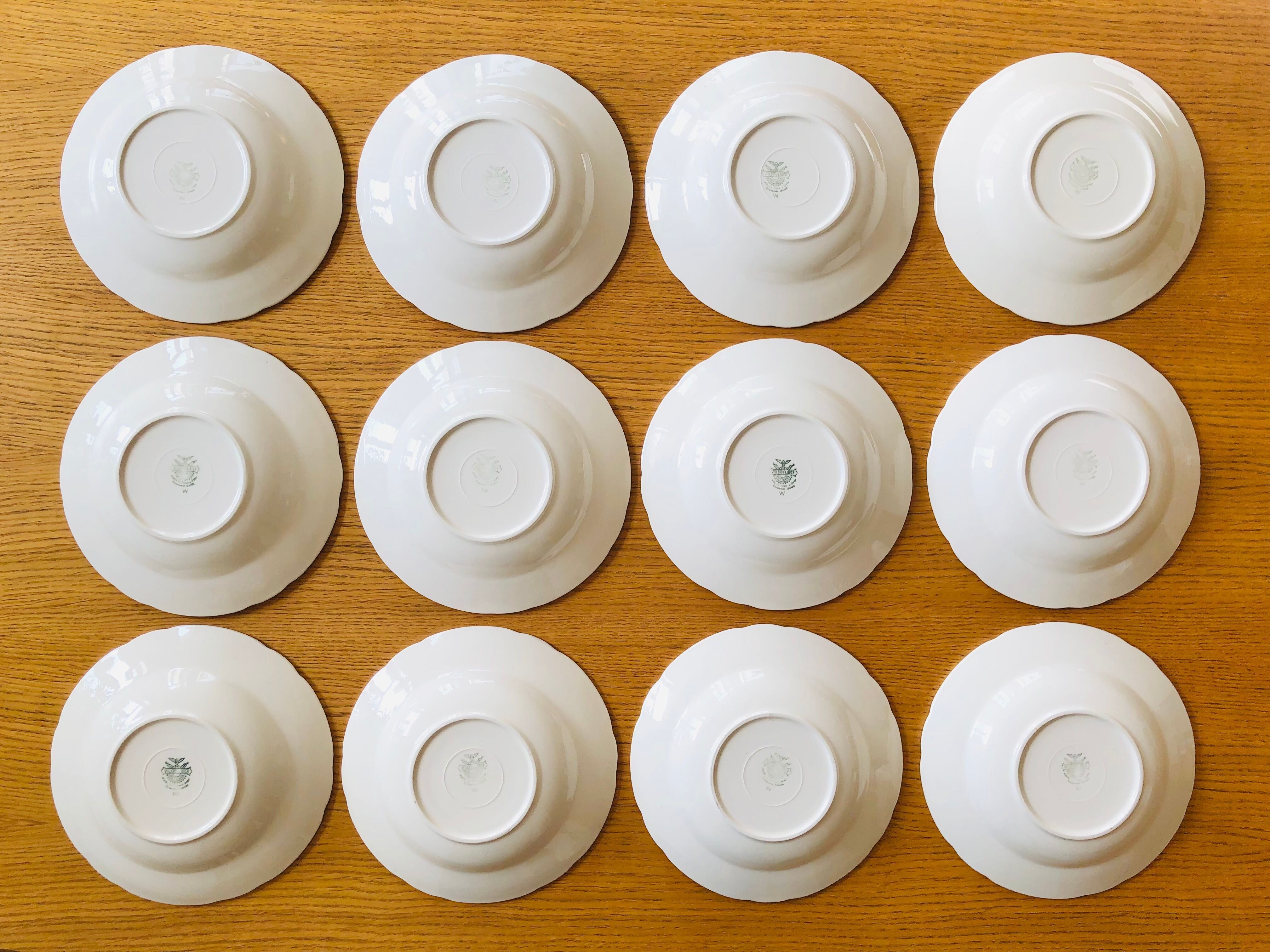 Set of 12 hollow plates in Villeroy & Boch ceramic