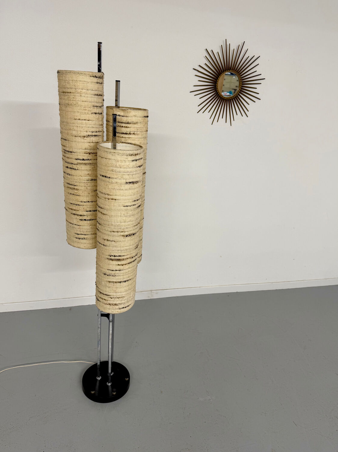 Ancien lampadaire des années 70 design Lemag vintage chromé 