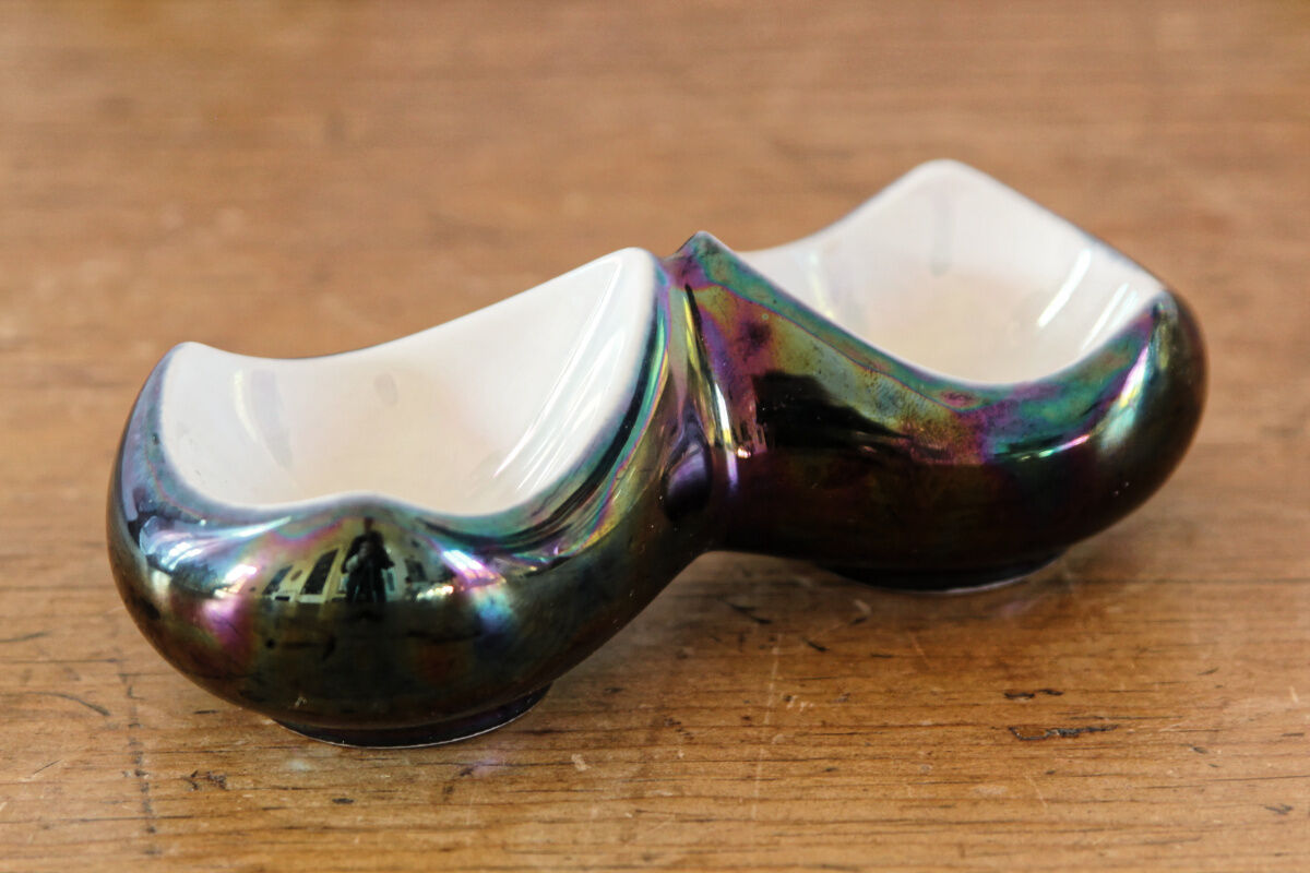 Lot of iridescent earthenware salerons