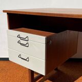 Pastoe desk. vintage 70s