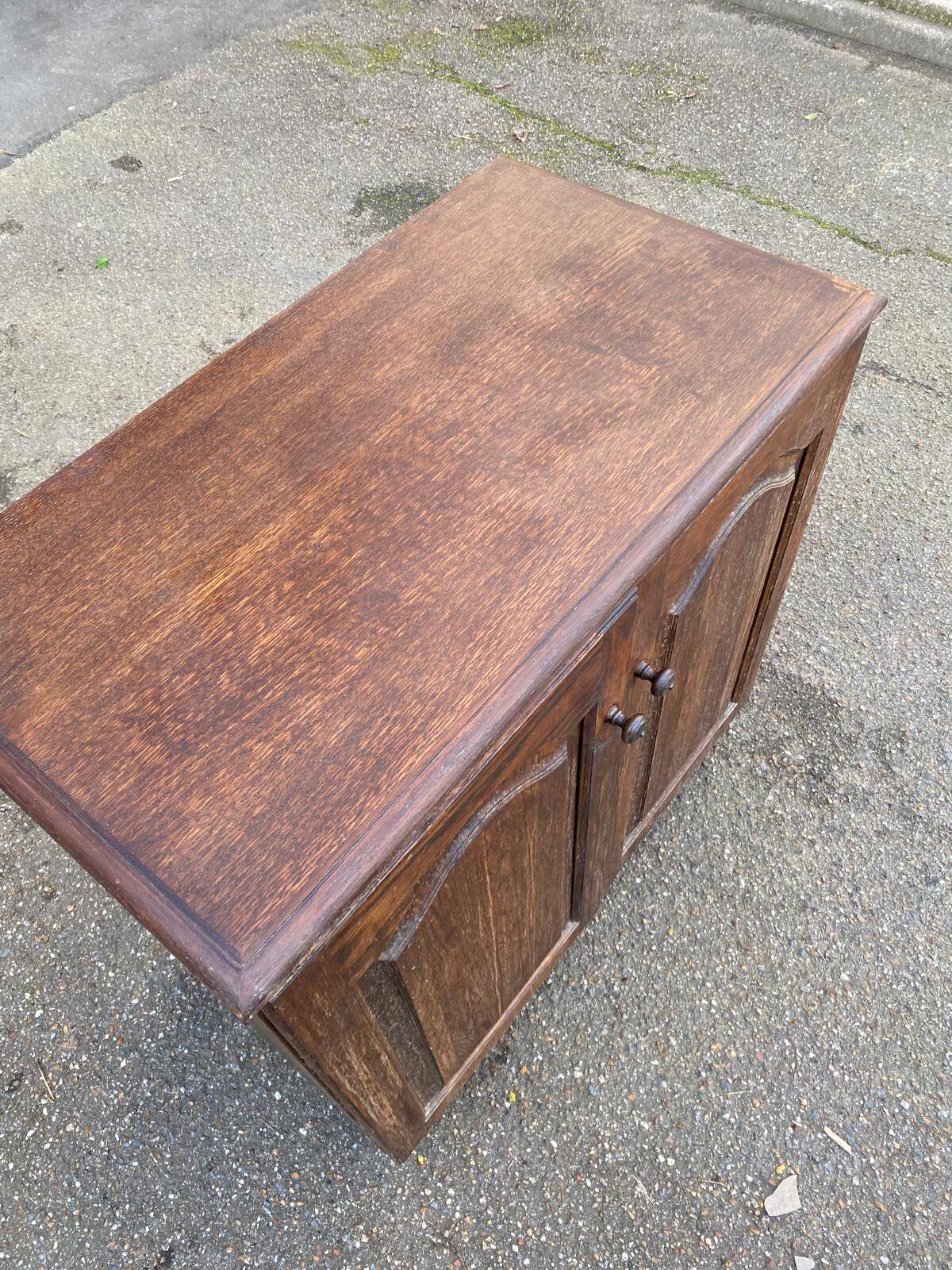 Vintage dark wood buffet with 2 doors, 80cm