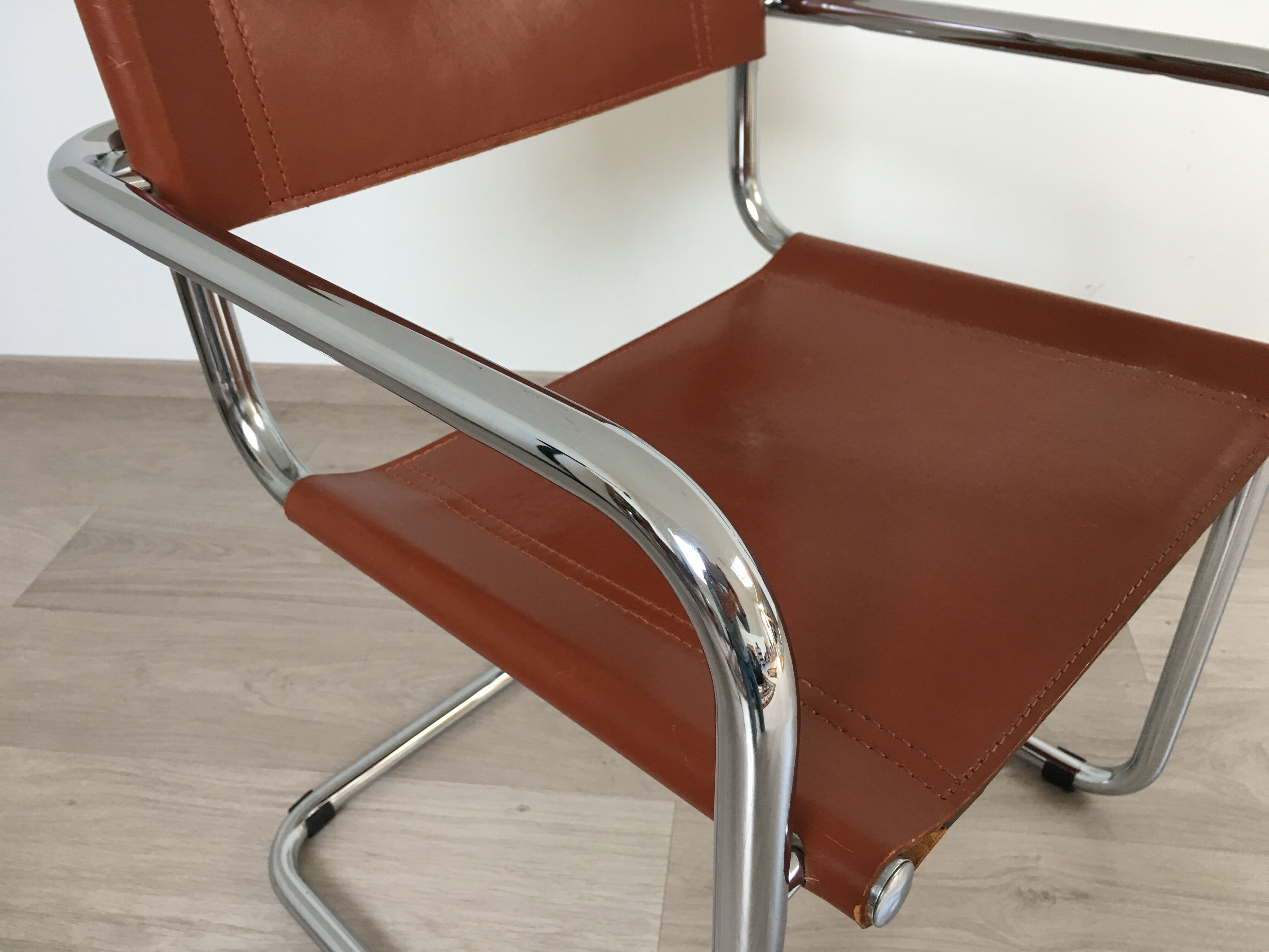 Pair armchairs Matteo Grassi leather 80s