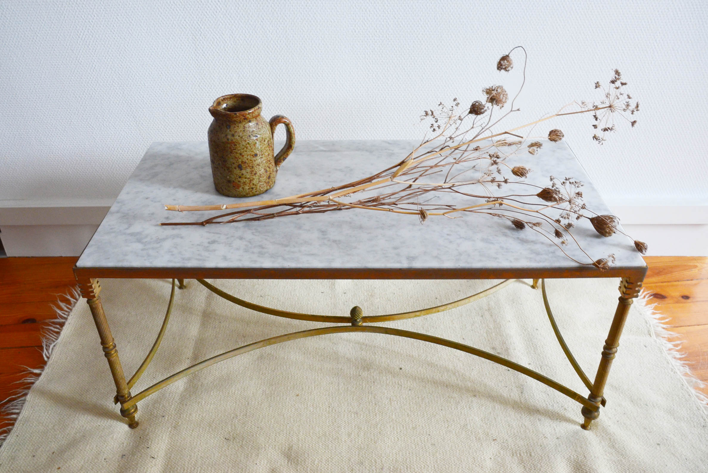 60s white marble coffee table in neoclassical style