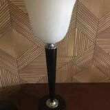 Black lacquered wood and white opaline lamp