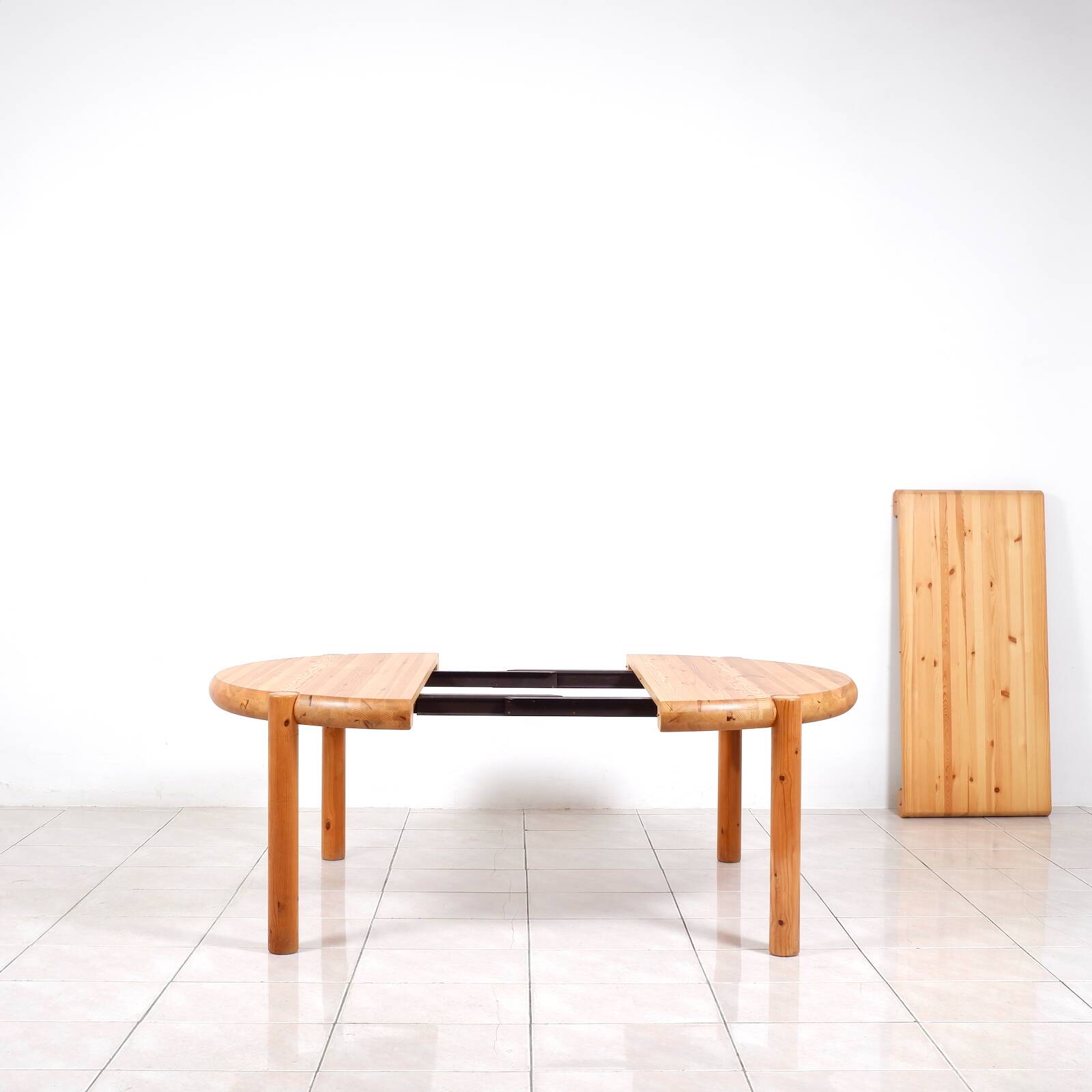 Large pinewood extendable dining table by Rainer Daumiller for Hirtshals Sa