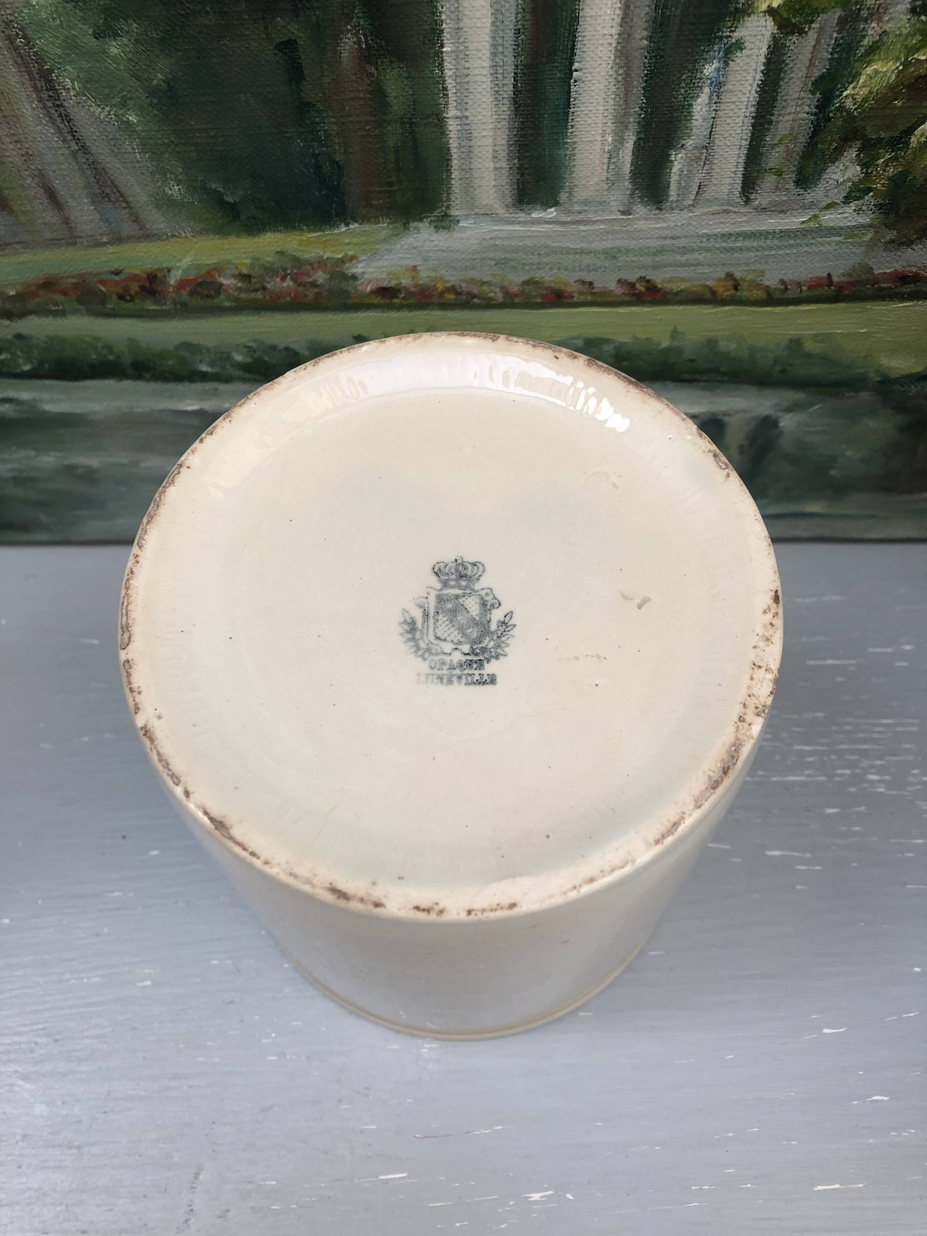 Lunéville utensil pot