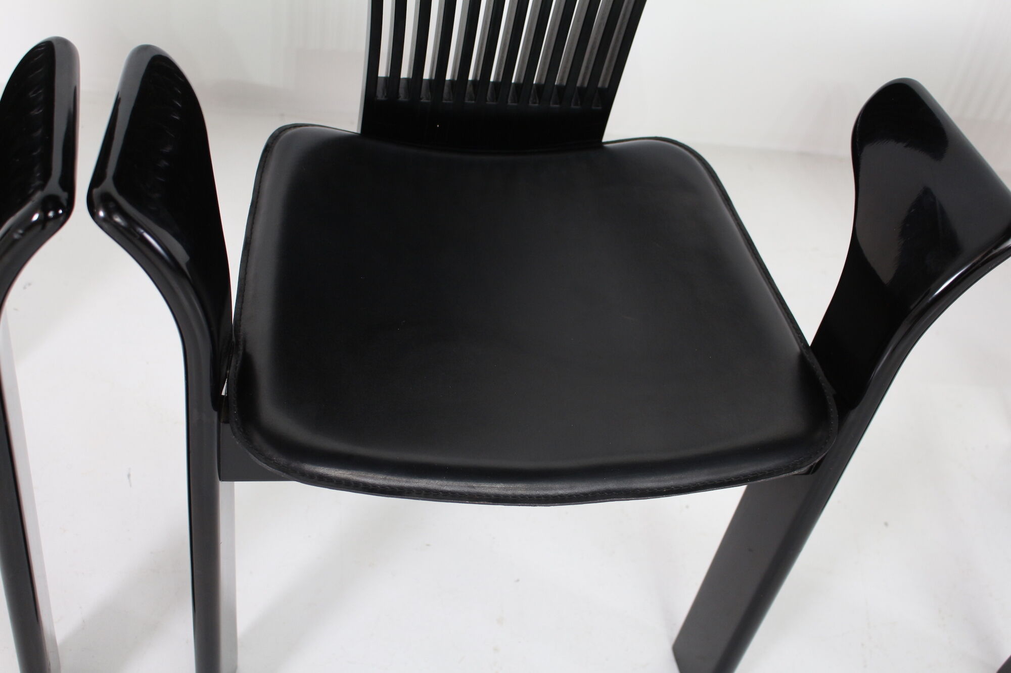 4 postmodernist chairs Pietro Costantini