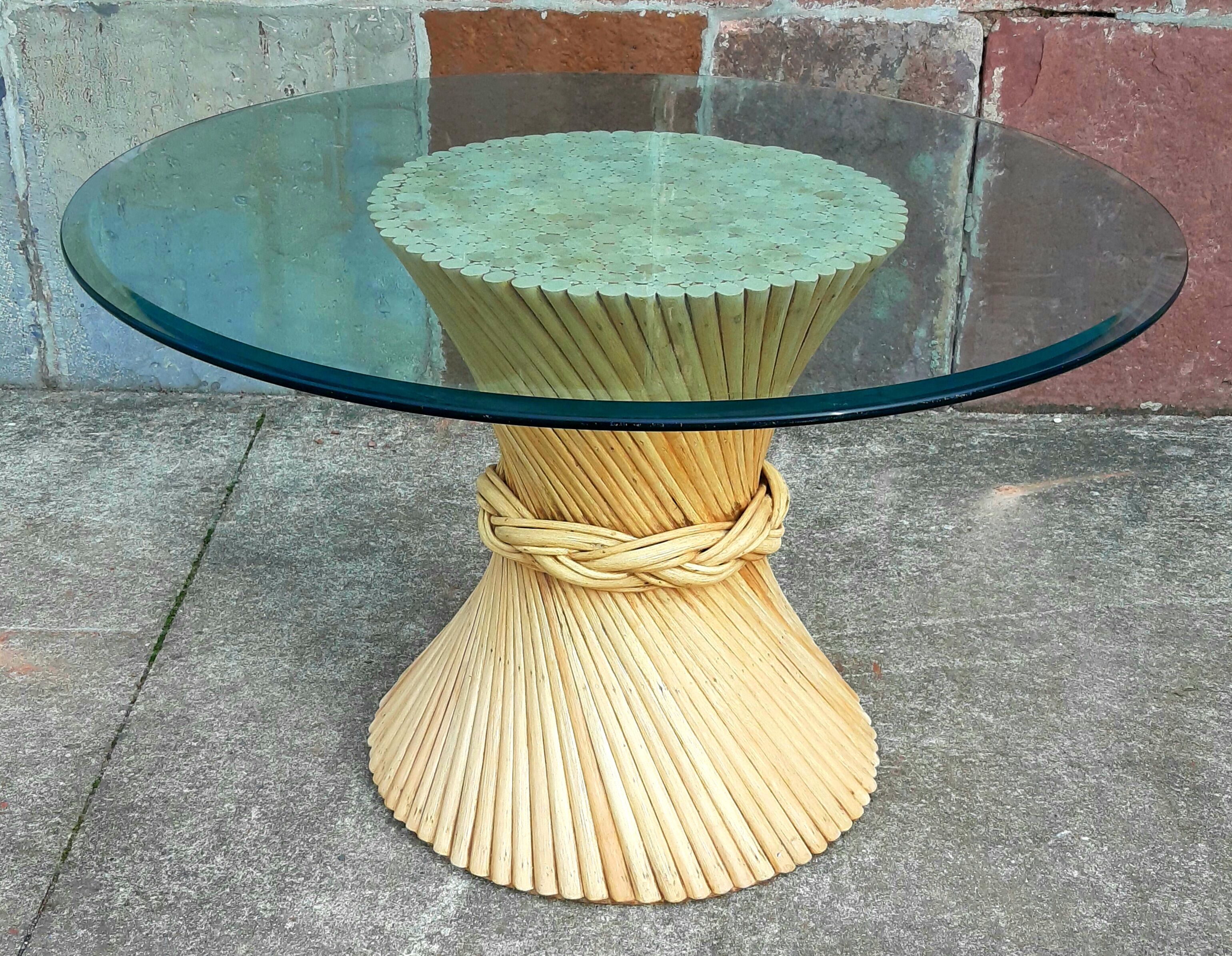 Round table "Sheaf of wheat" Mc Guire