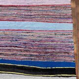 Contemporary and artisanal carpet 290 x 138 cm