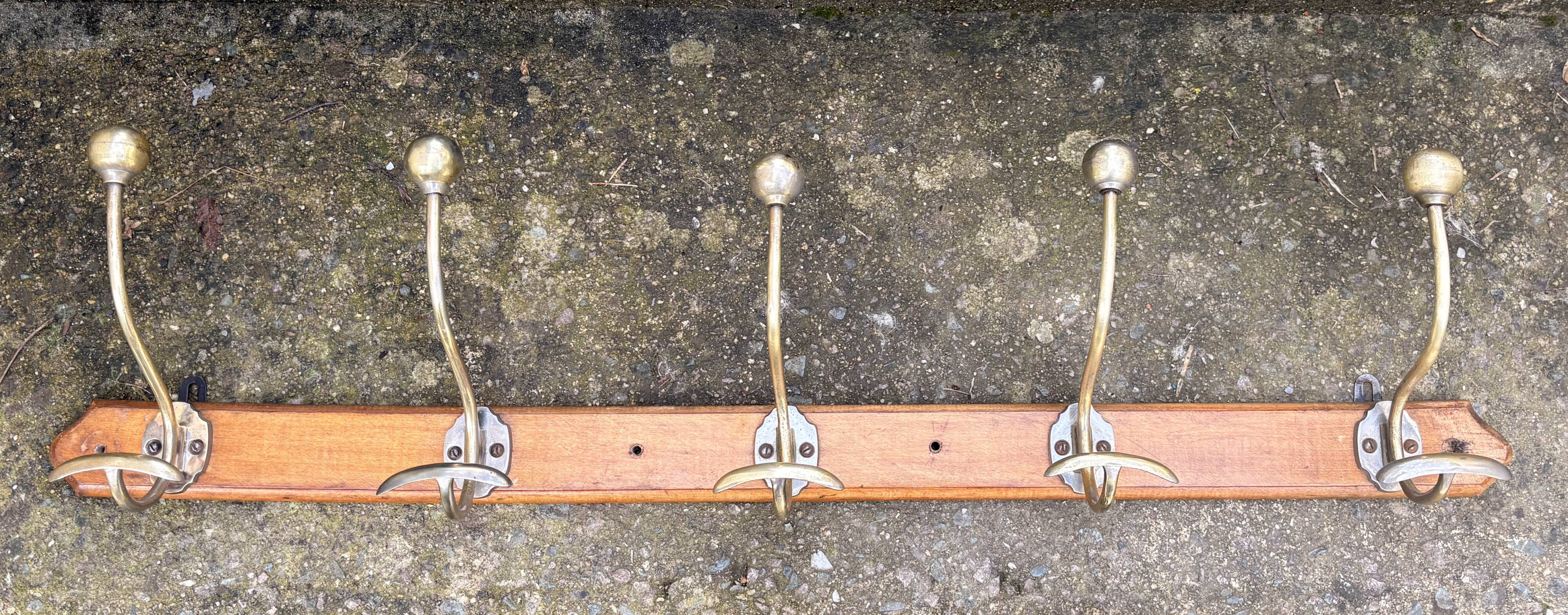 Large vintage wall coat rack with 5 brass and wood hooks – bistro