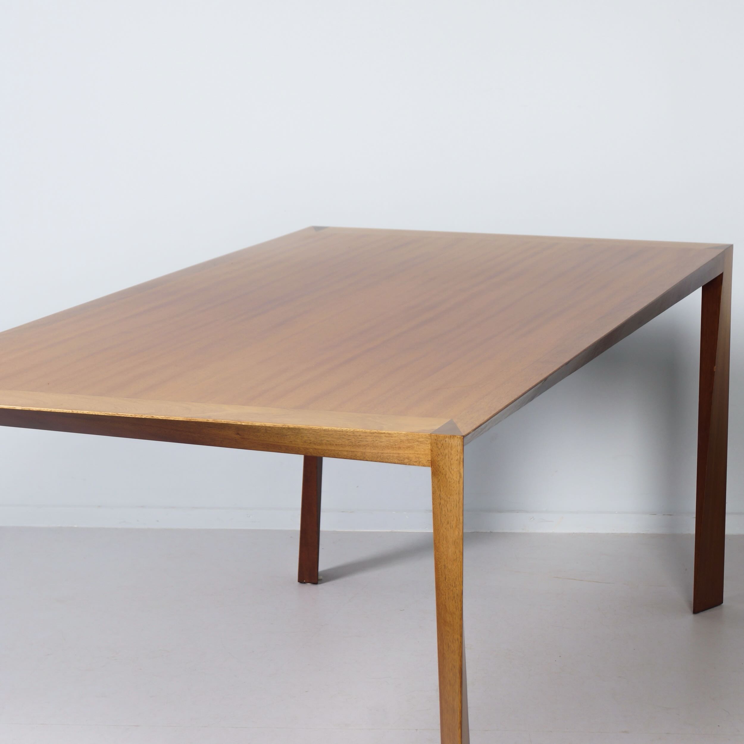 Dutch design dining table by Peter Overdijk for Frozen Fountain, Amsterdam, 1990s
