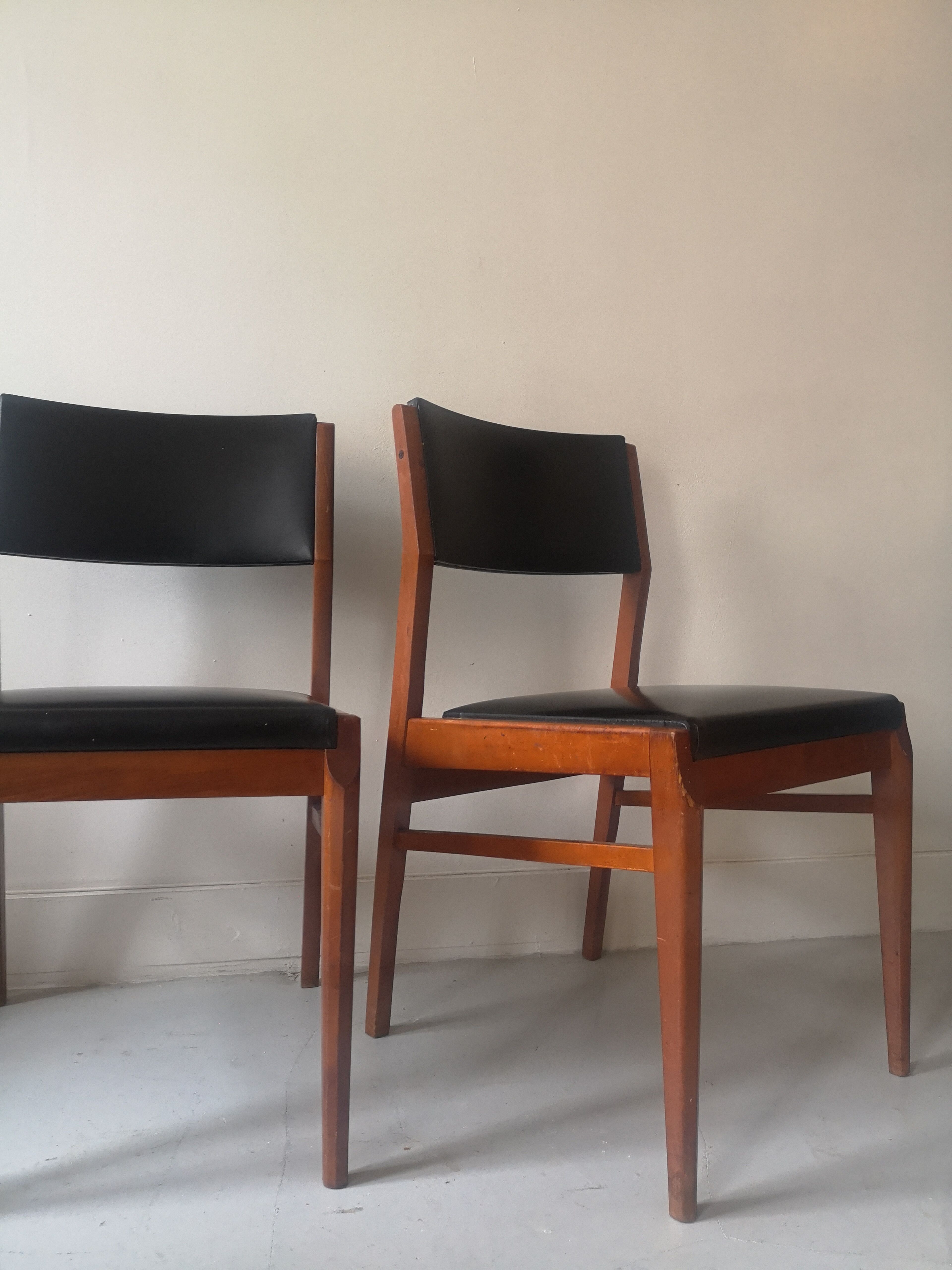 Pair of scandinavian chairs, teak and leather, 1960