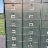 Strafor metal cabinet with flaps