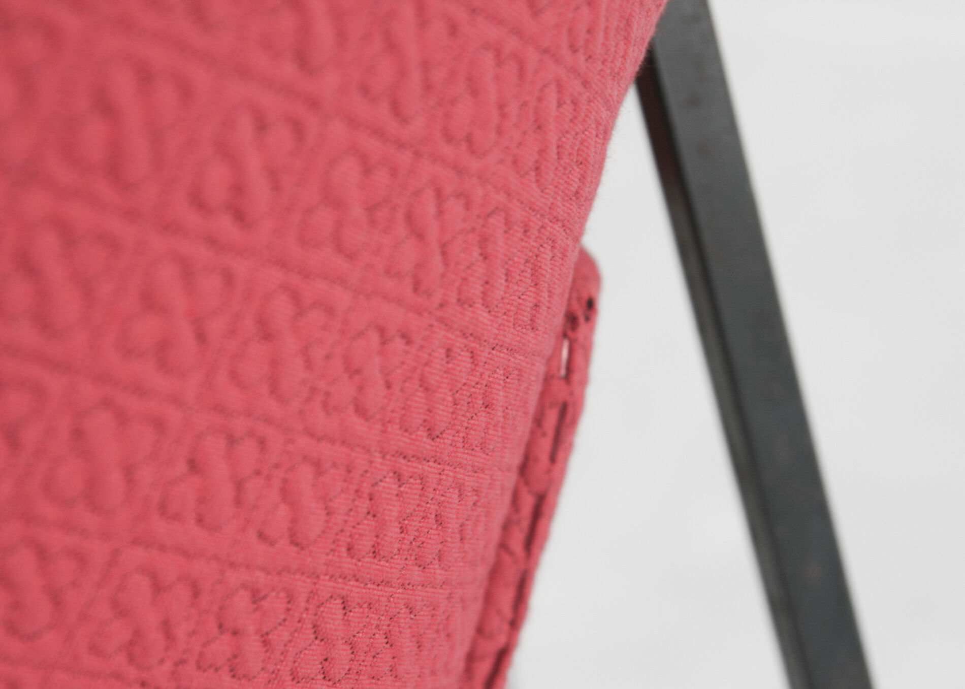 Salmon Shell Lupina Chair by Niko Kralj