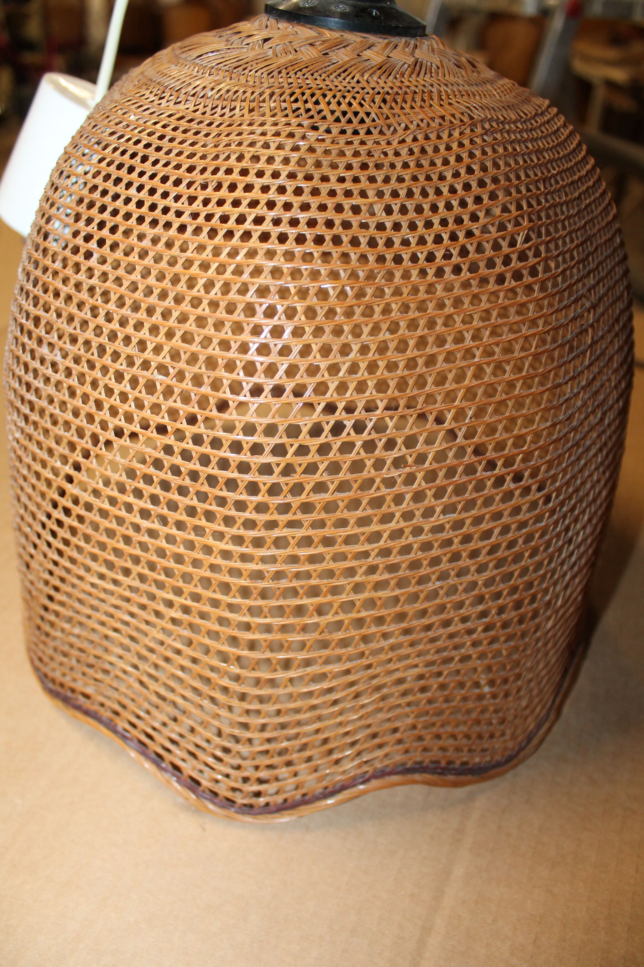 Braided bamboo hanging lamp