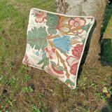 Retro cushion