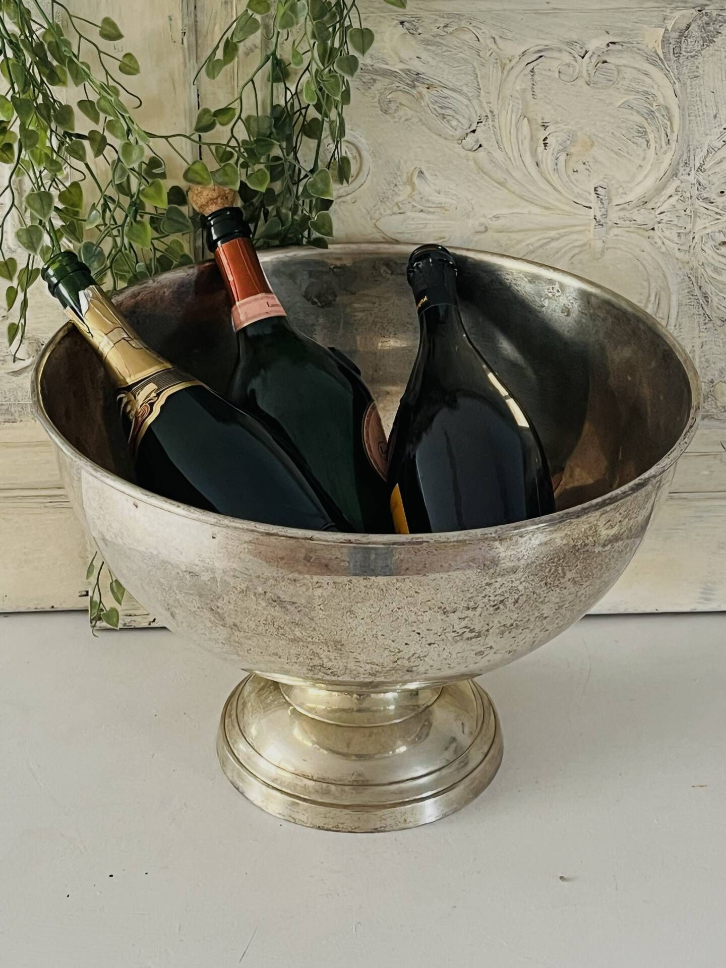 Champagne bucket Silver Plated vasque on Pedestal,