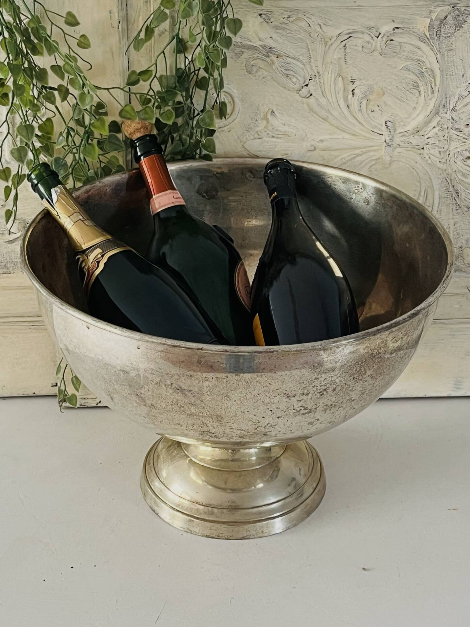 Champagne bucket Silver Plated vasque on Pedestal,