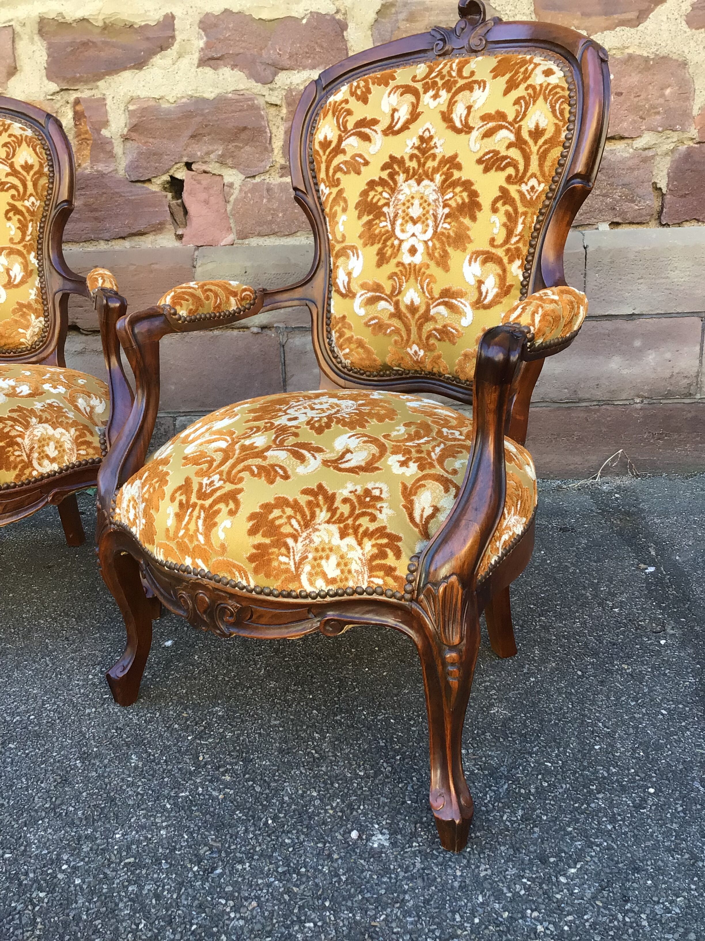 Pair of nineteenth style Louis Philippe mahogany heaters