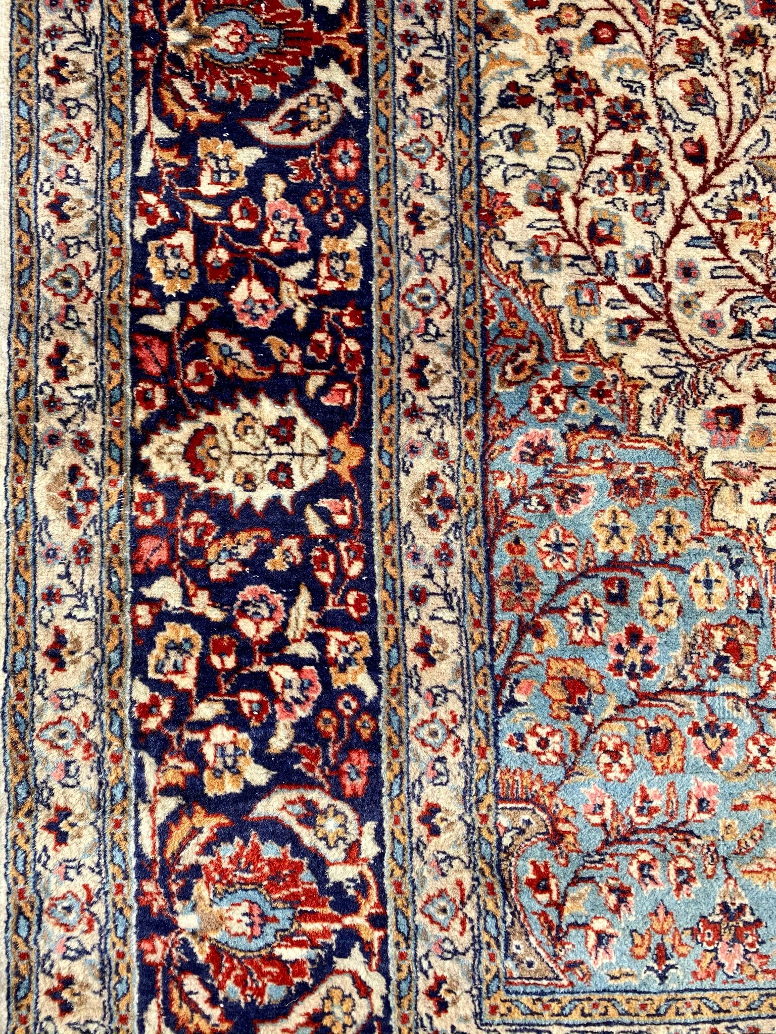 Persian Carpet Isfahan - wool and silk, very thin 150x260cm