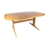 Dining table in oak of danish design manufactured by Skovby Furniture Factory from the 1960s.