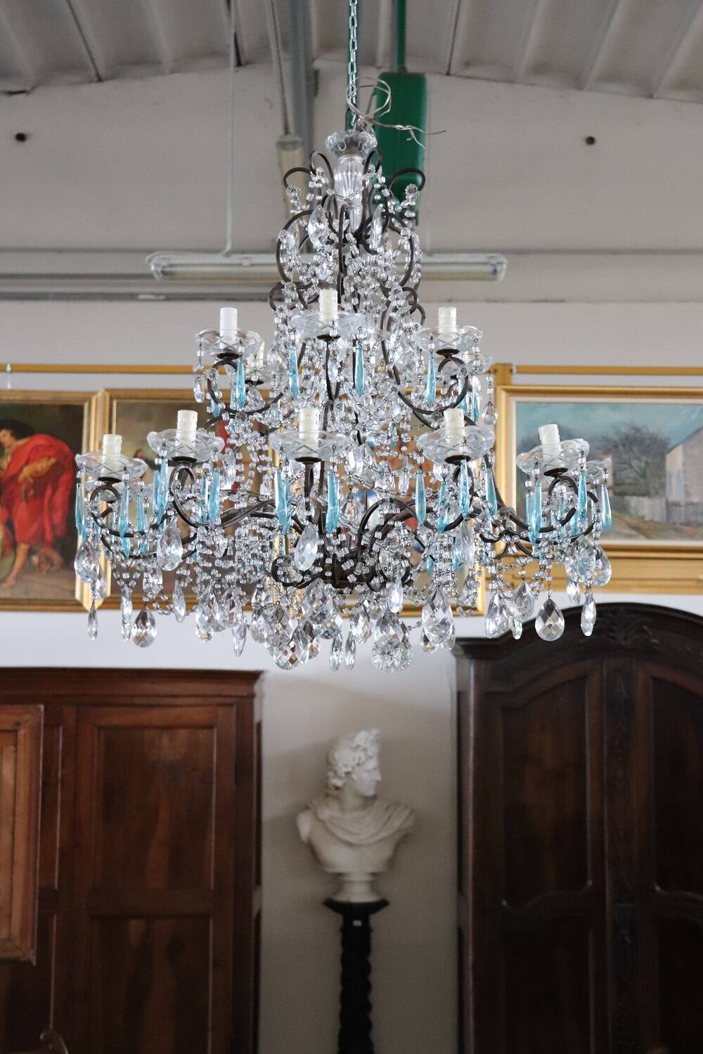 Large Chandelier with 18 Bulbs