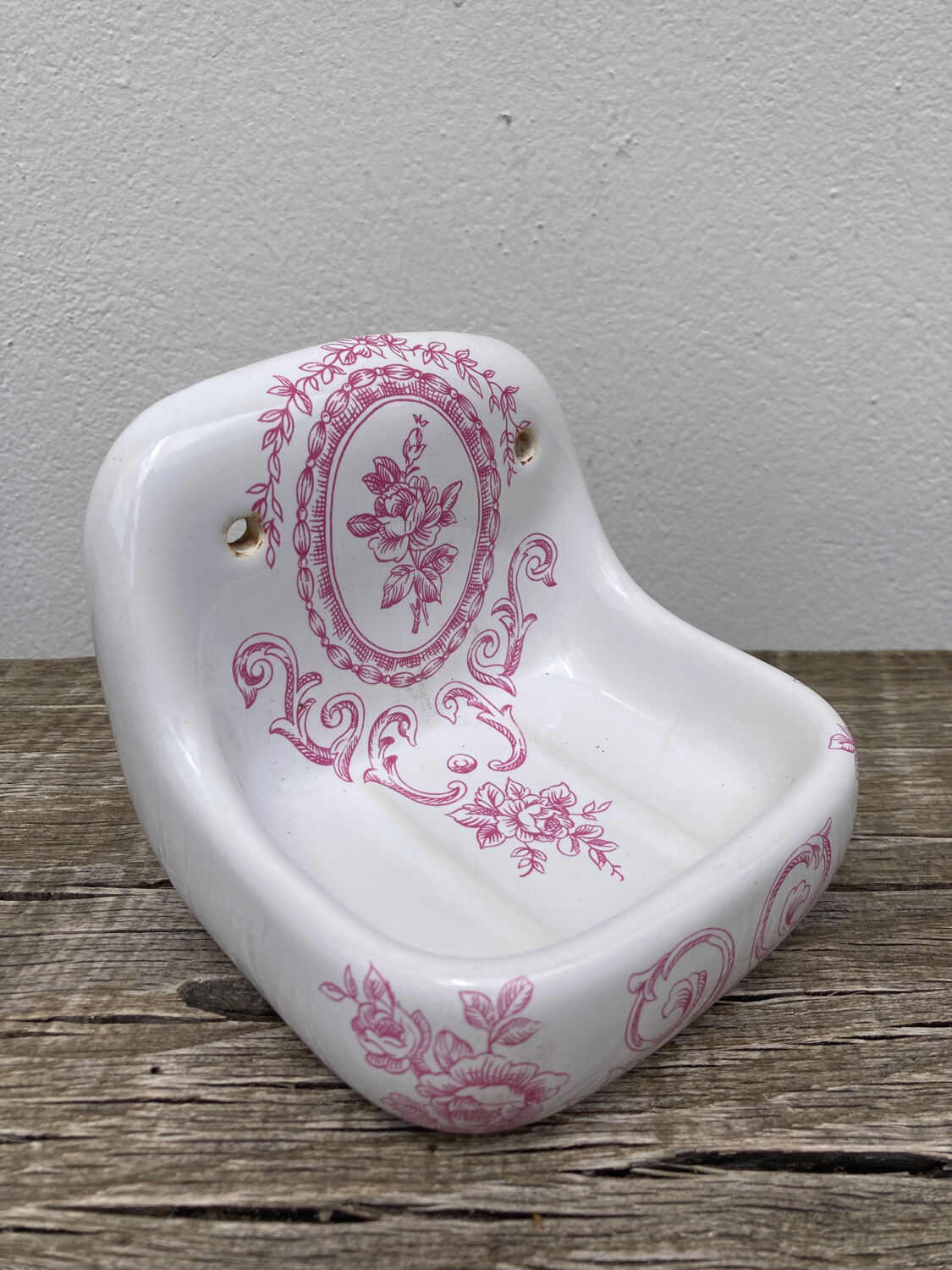 Wall soap holder in Paris porcelain
