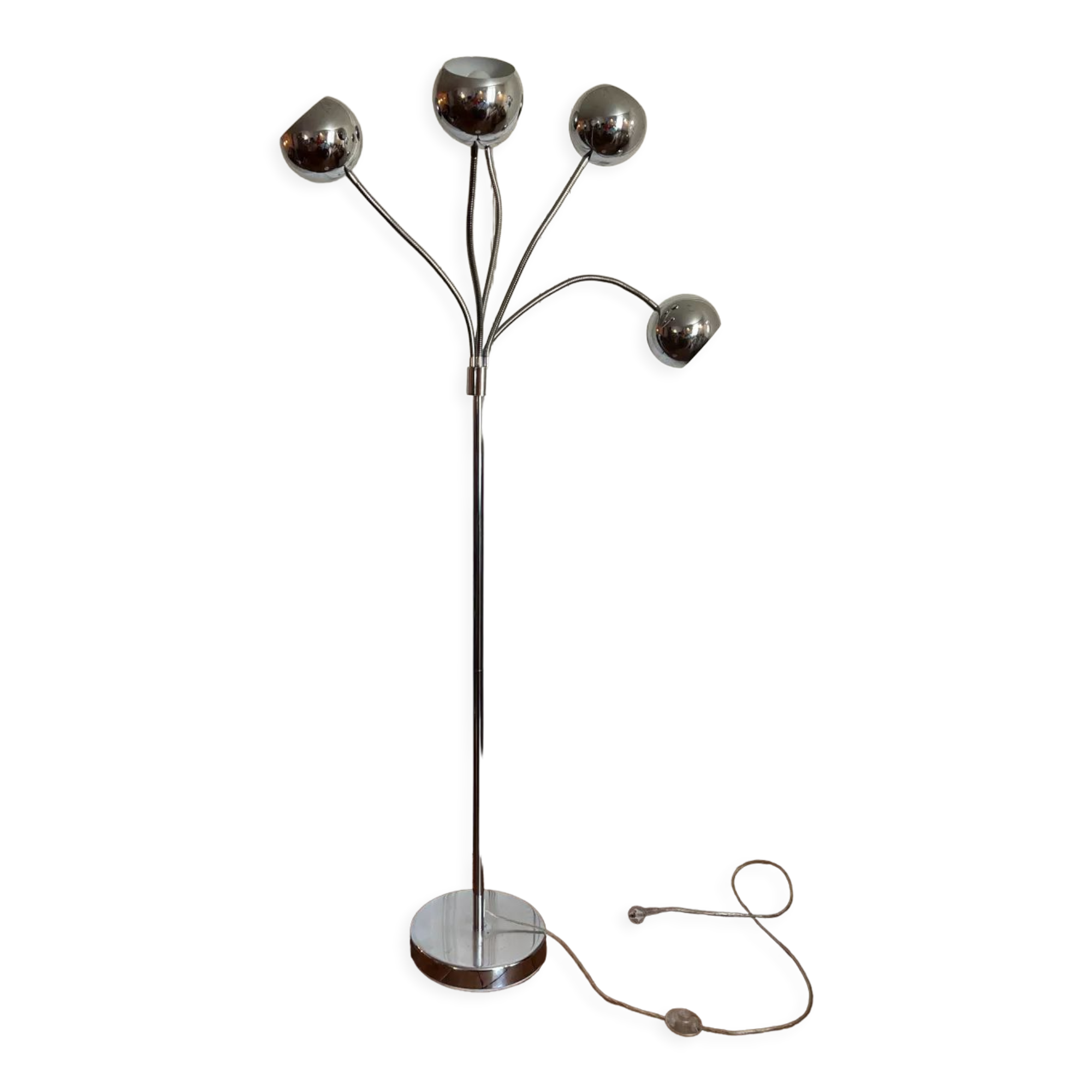5-spoke lily of the valley floor lamp