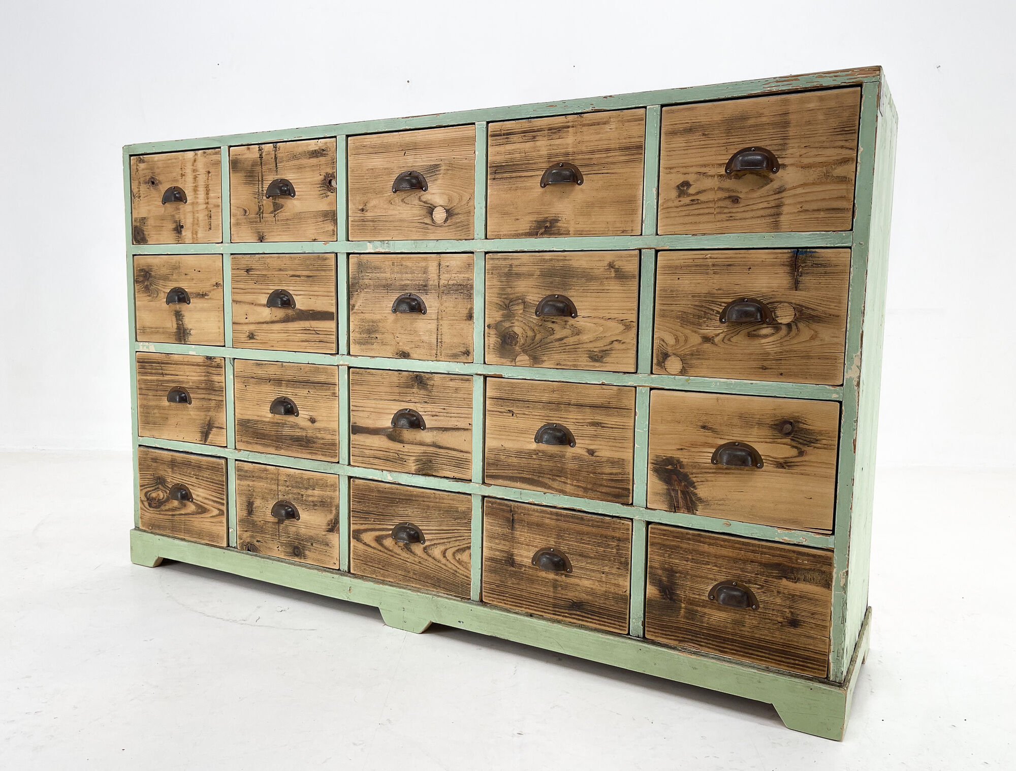 Vintage industrial wooden cabinet with original handels, 1930's