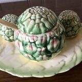 Salt shaker pepper mustard