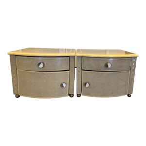Paire de tables de chevet laquées