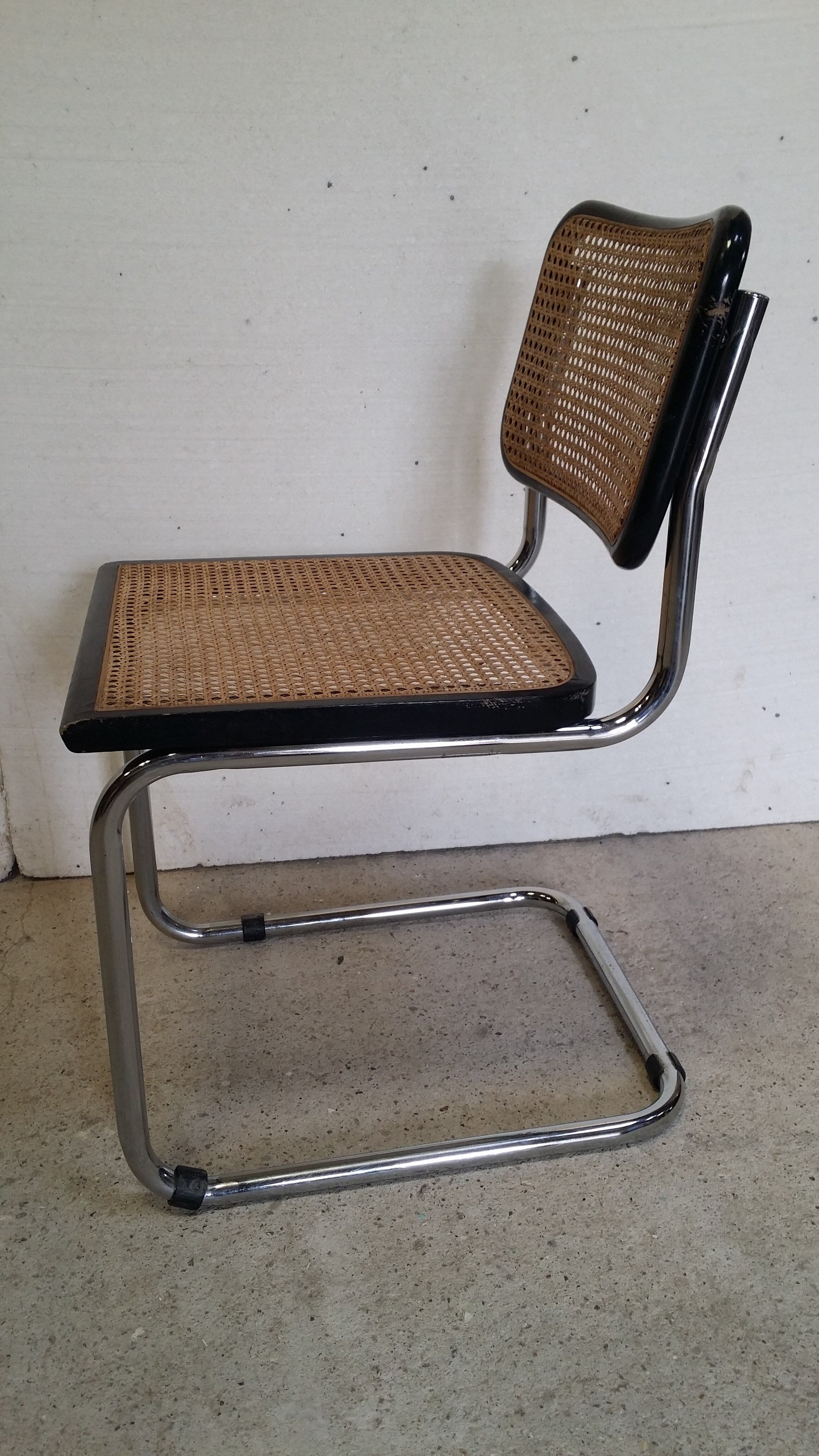 B32 chair by Marcel Breuer