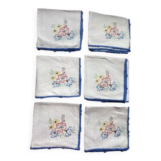 6 serviettes anciennes en lin brodées