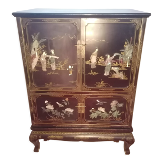 Japanese lacquer sideboard