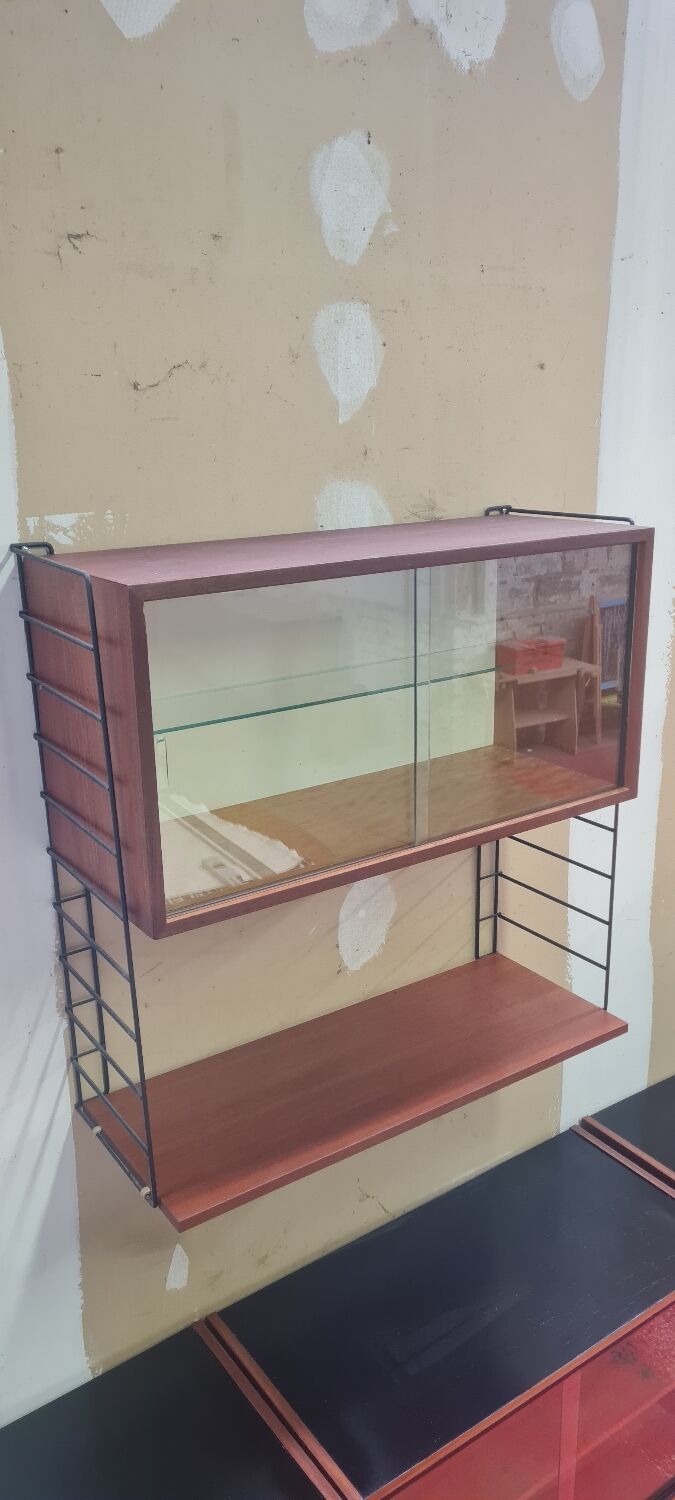 Scandinavian wall string shelf