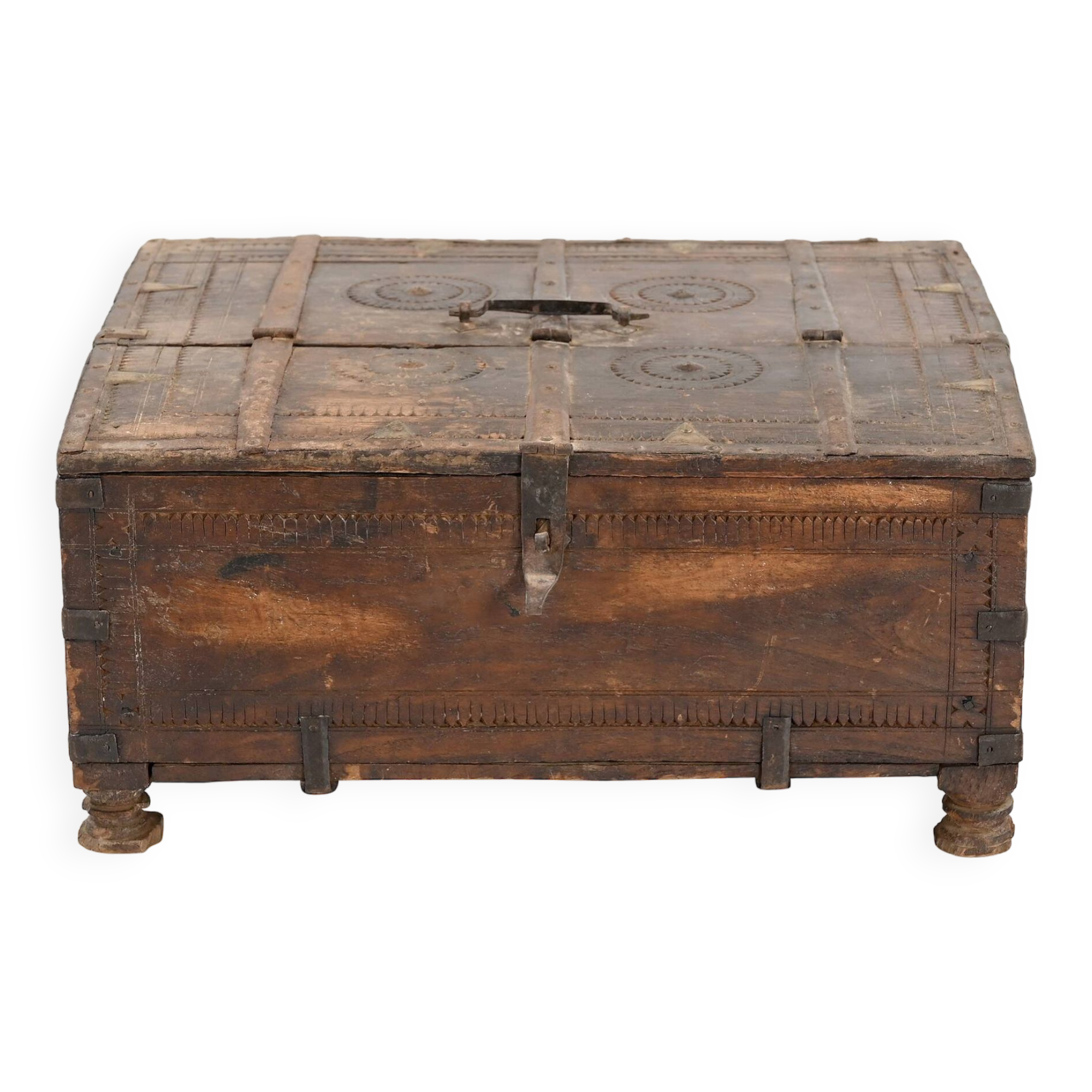 Peti - Wooden dowry chest n°13