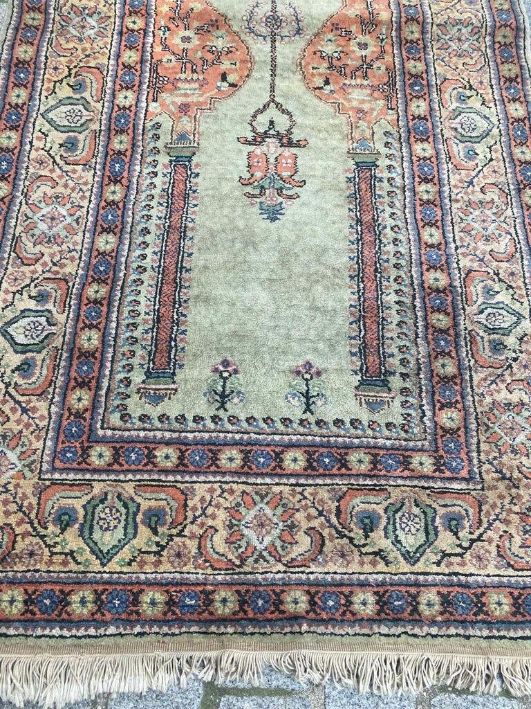 Vintage Kayseri carpet in Turkish silk 140x90cm