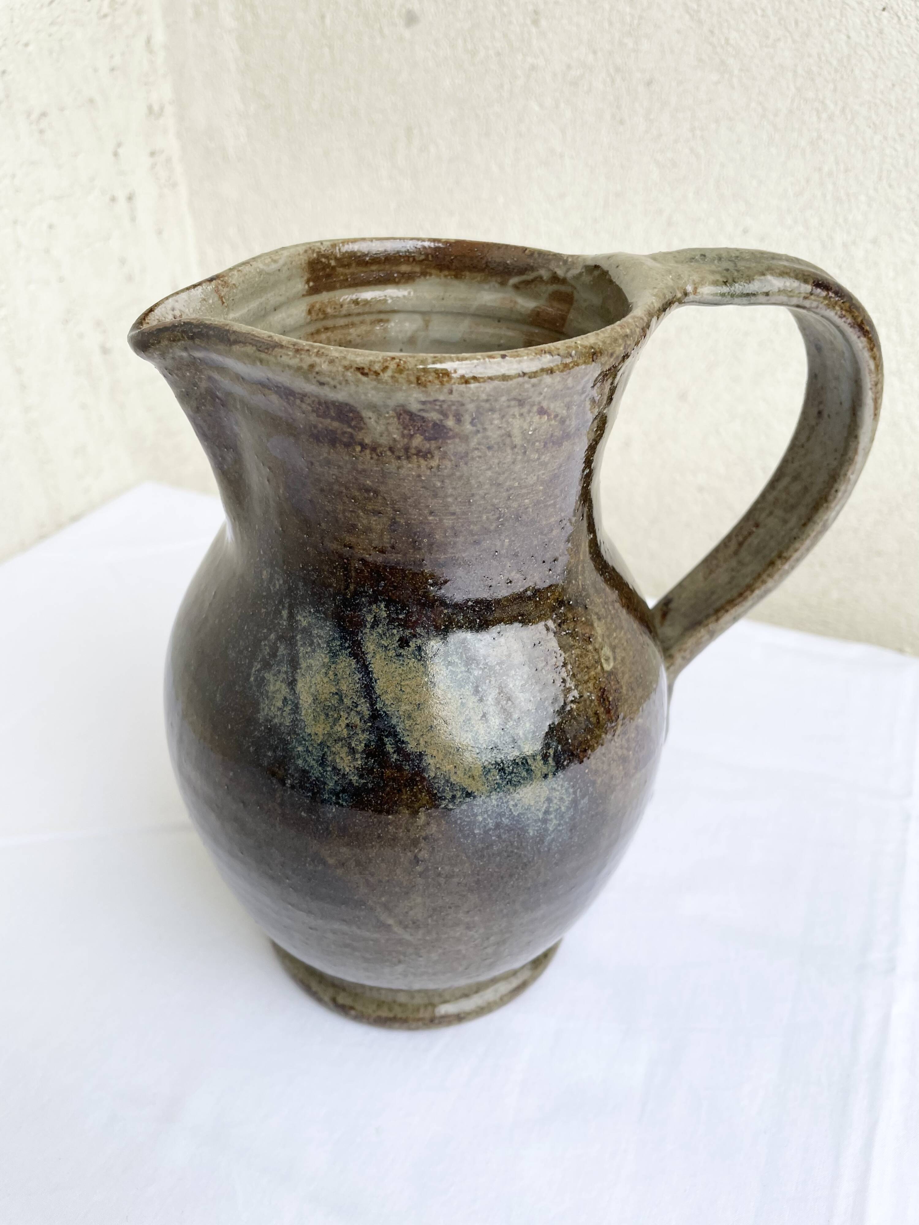 Pichet en grès vernissé fait main et signé – Atelier de La Borne / Puisaye